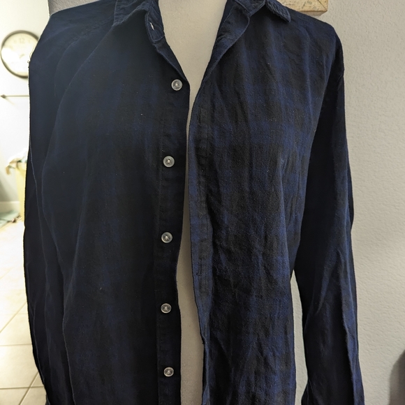 Disney button down - Picture 2 of 6